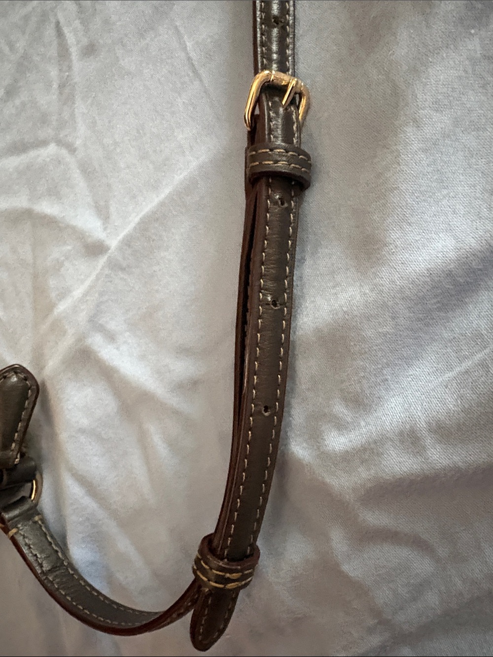 Coach Tan Signature Canvas Crossbody with Gold Hardware - Picture 3 of 11